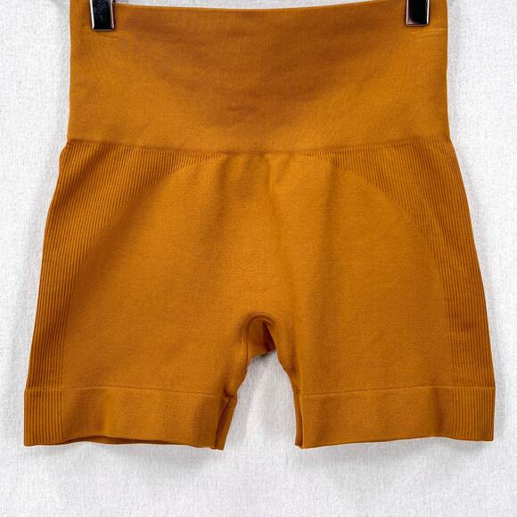 SET ACTIVE Sculptfelx Power Shorts Womens Small Gold Mustard Seamless Stretch - Picture 7 of 12